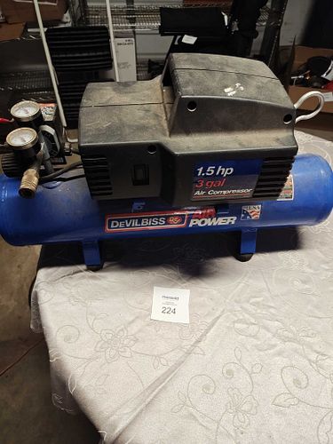 Lot #224 (1 of 4)