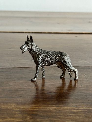 Lot #28 (1 of 7)