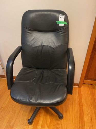 Lot #634 (1 of 8)