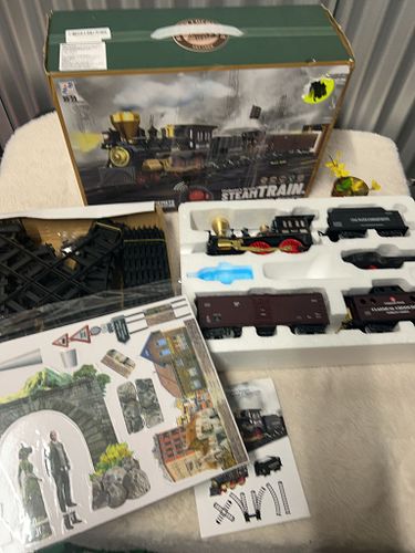 Lot #32 (1 of 8)