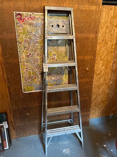 Lot #333 (1 of 6)