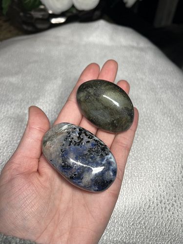 Lot #60 (1 of 5)