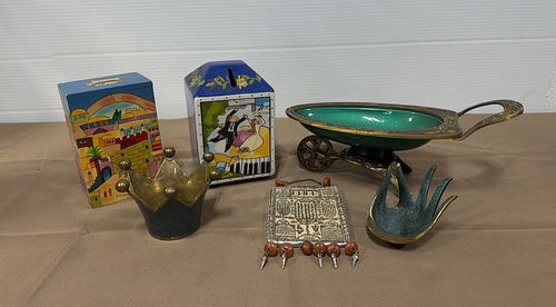 Lot #5768 (1 of 16)