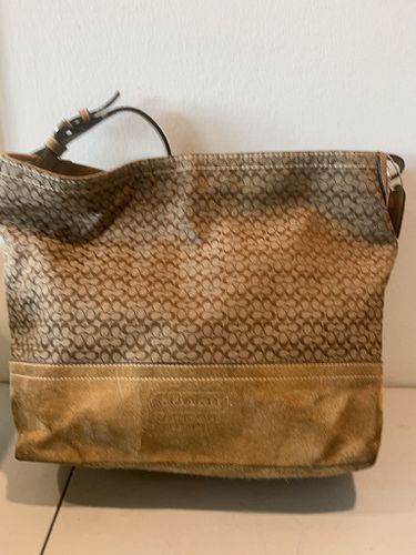 Lot #138 (1 of 4)