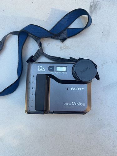 Lot #23 (1 of 6)