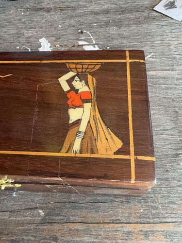 Lot #10 (1 of 8)