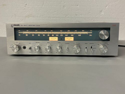 Lot #656 (1 of 12)
