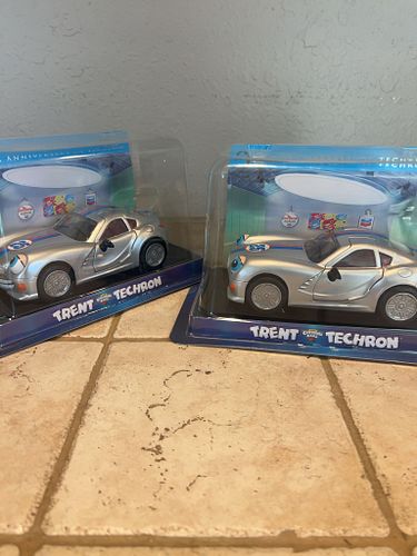 Lot #30 (1 of 12)
