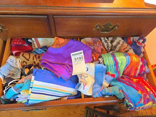 Lot #519 (1 of 8)