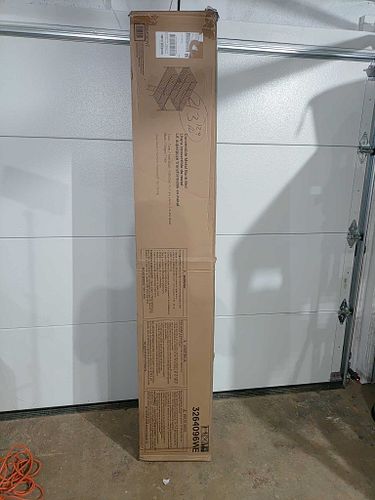 Lot #320 (1 of 8)