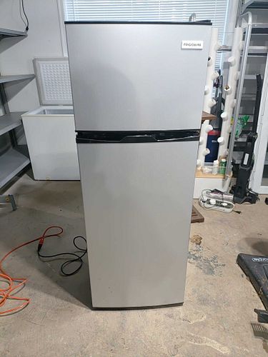 Lot #334 (1 of 10)