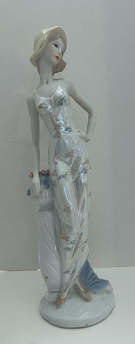 Lot #58 (1 of 8)