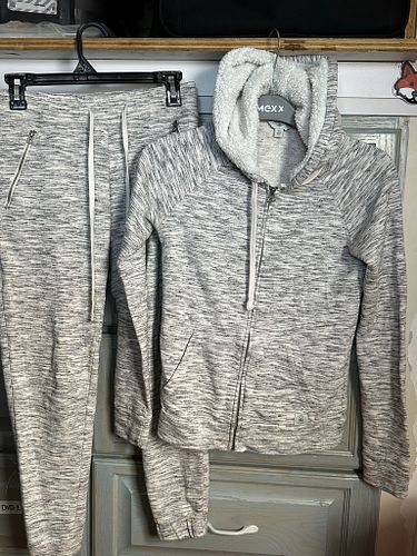 Lot #72 (1 of 4)