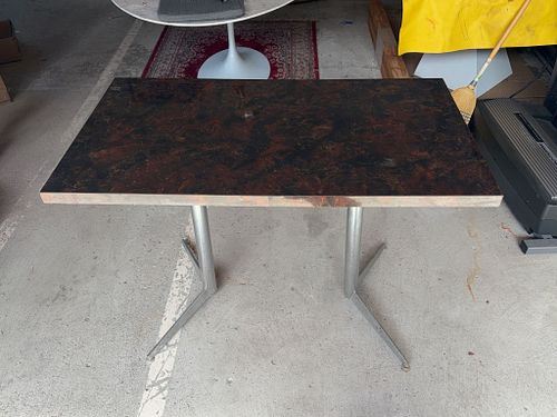 Lot #47 (1 of 8)