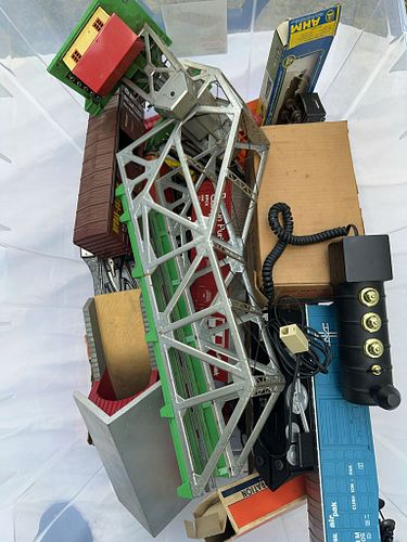 Lot #25 (1 of 8)