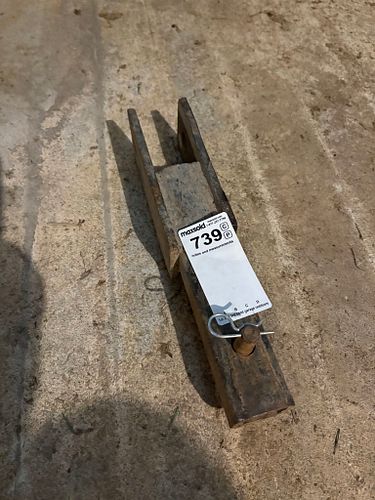 Lot #739 (1 of 7)