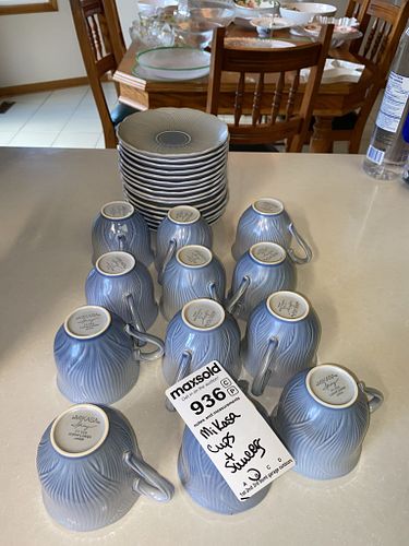 Lot #936 (1 of 8)