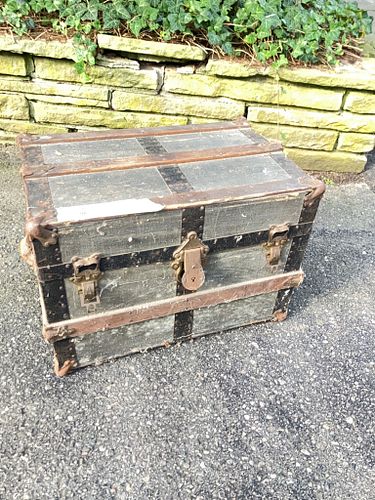 Lot #60 (1 of 6)