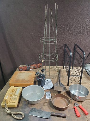Lot #391 (1 of 18)