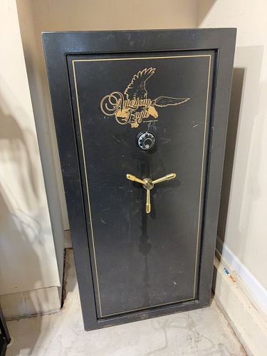 Lot #239 (1 of 4)
