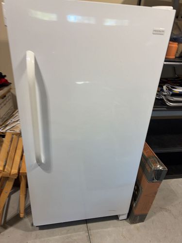 Lot #261 (1 of 4)