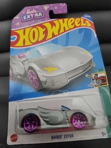 Lot #18 (1 of 4)