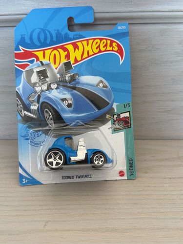 Lot #60 (1 of 3)