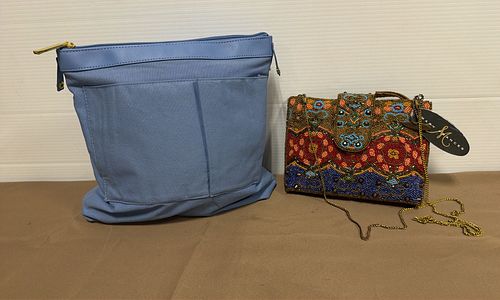 Lot #5869 (1 of 11)