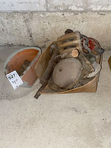 Lot #527 (1 of 6)