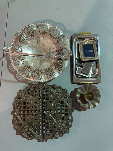 Lot #20 (1 of 3)