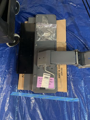 Lot #289 (1 of 5)