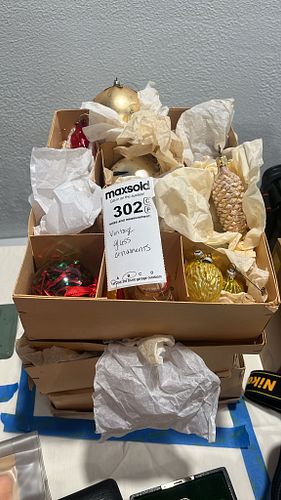 Lot #302 (1 of 17)