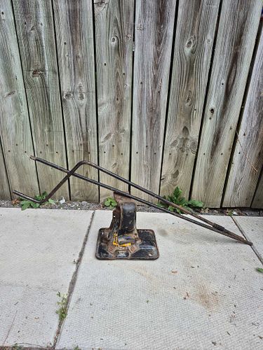 Lot #25 (1 of 4)