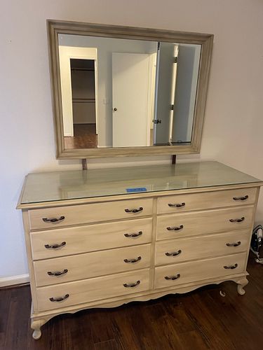 Lot #24 (1 of 6)