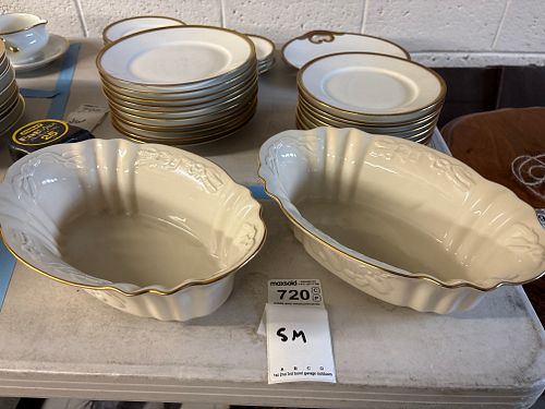 Lot #720 (1 of 5)