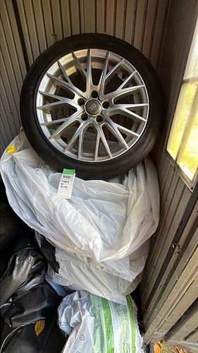 Lot #950 (1 of 12)