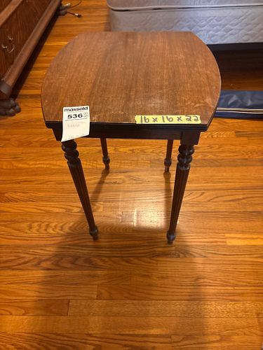 Lot #536 (1 of 10)
