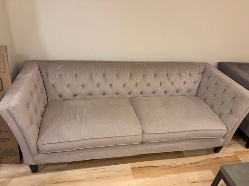 Lot #523 (1 of 8)