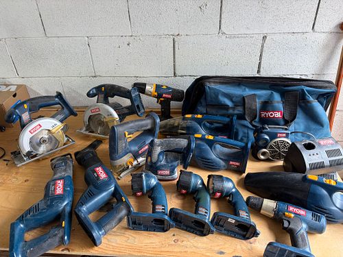 Lot #573 (1 of 11)