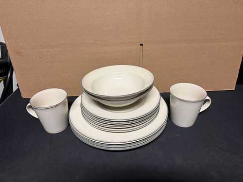 Lot #35 (1 of 7)