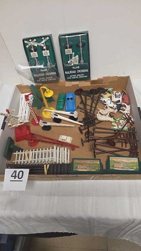Lot #40 (1 of 7)