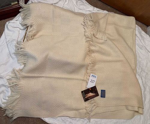 Lot #227 (1 of 5)