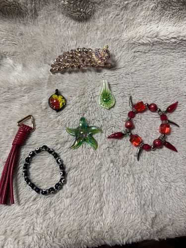 Lot #55 (1 of 8)
