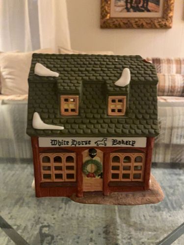 Lot #26 (1 of 6)