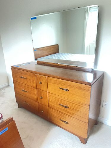 Lot #239 (1 of 20)