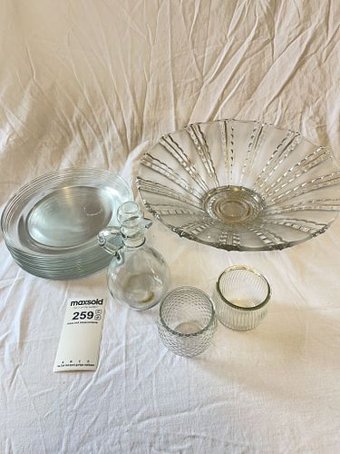 Lot #259 (1 of 11)