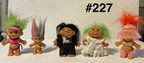 Lot #227 (1 of 9)