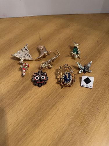 Lot #56 (1 of 7)