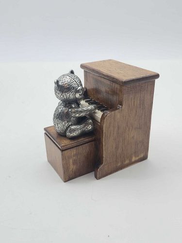 Lot #7 (1 of 4)