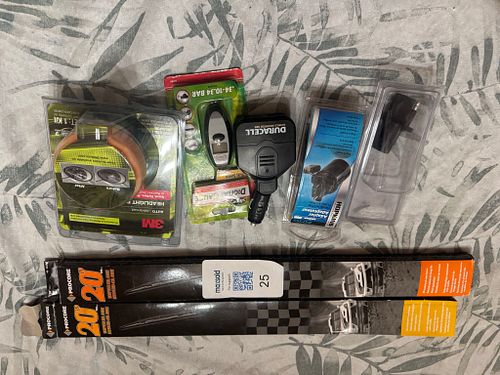 Lot #25 (1 of 4)